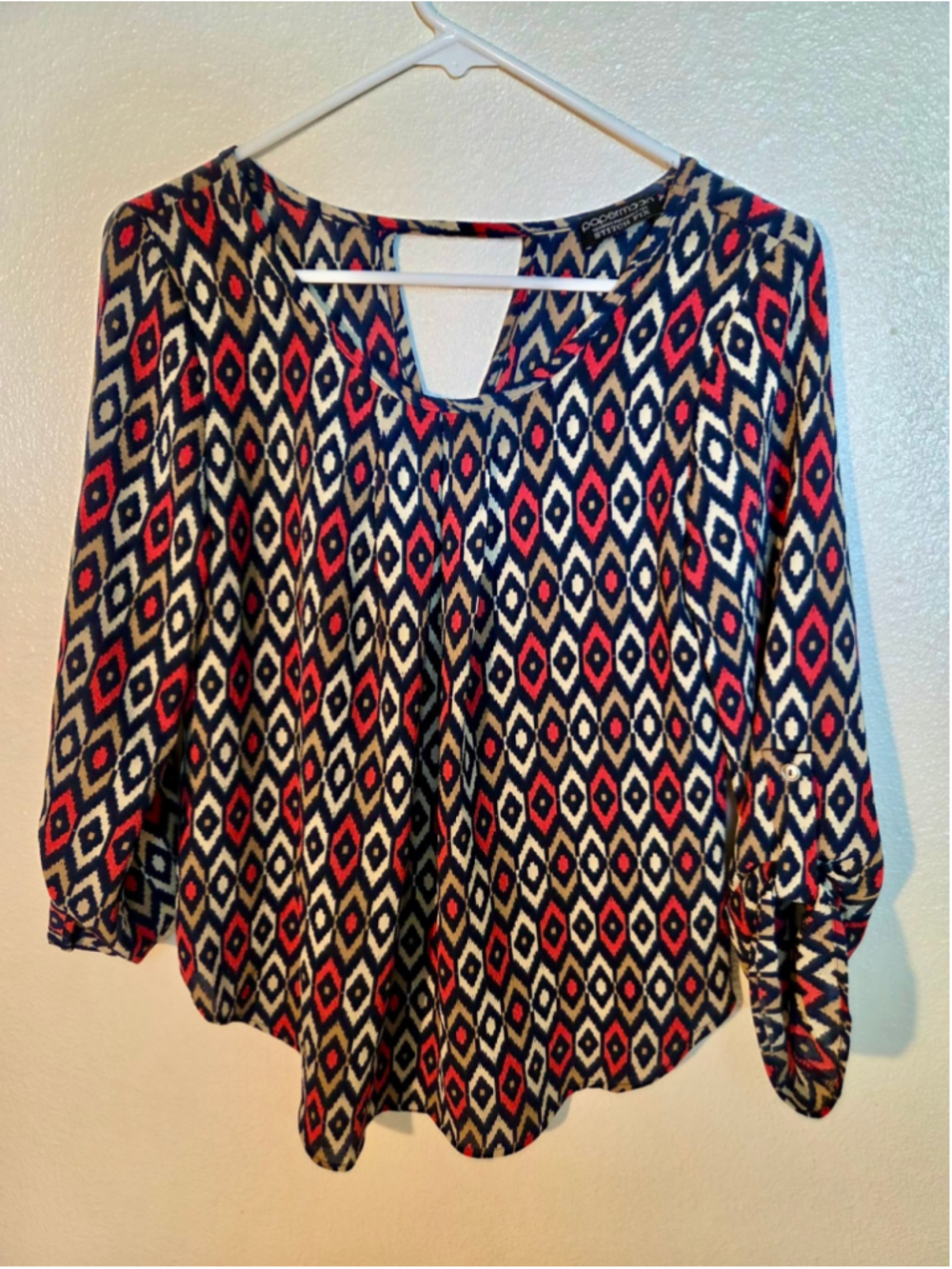 Papermoon Women’s Ikat Geometric Blouse Cutout Back 3/4 Sleeve Navy Coral XS W-1